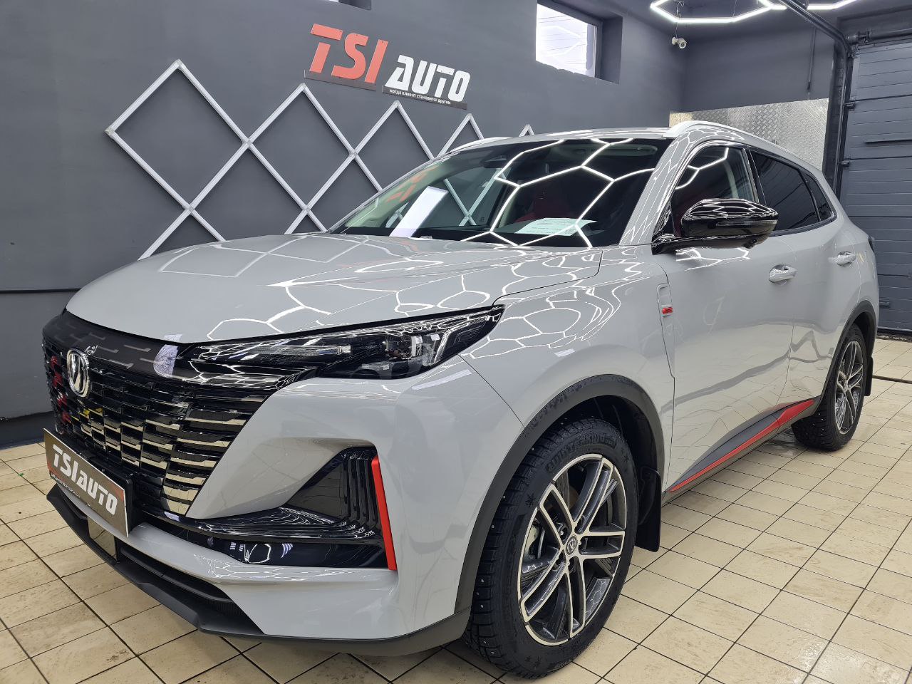 Changan Uni-S оклейка бронепленкой в Алматы