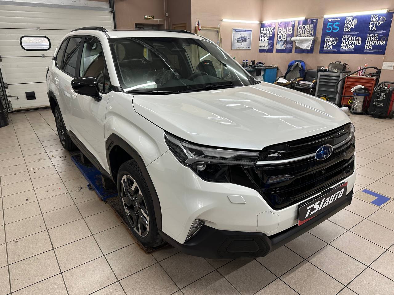 Шумоизоляция Subaru Forester 6 в Алматы